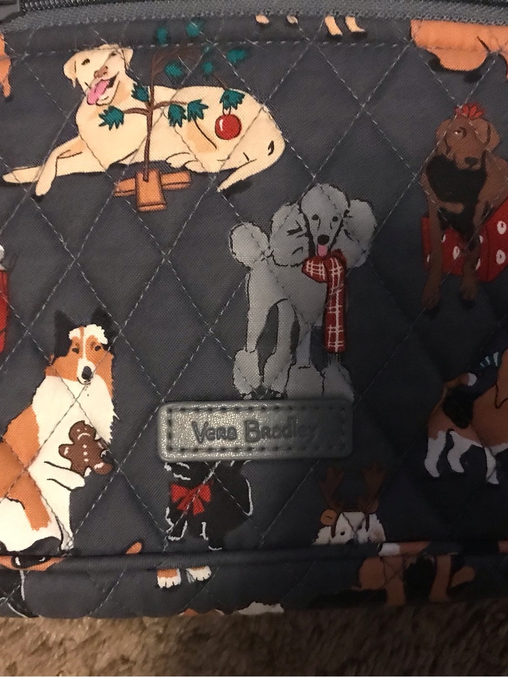 Vera Bradley Hipster Crossbody Quilted Purse/Bag Holiday Dogs - Picture 2 of 9